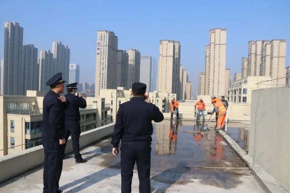 违建零容忍拆违再发力,重拳出击拆违建专项整治零容忍