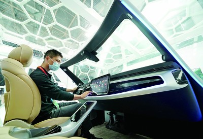 互联网企业进军新能源汽车的分析,新能源汽车背后的互联网巨头