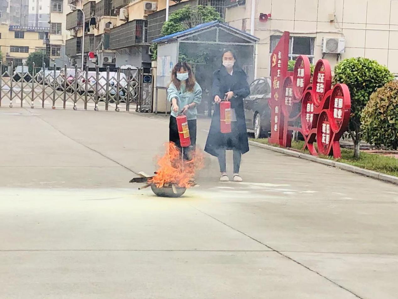 社区灭火器使用实战演练方案,灭火器和消防栓演练培训