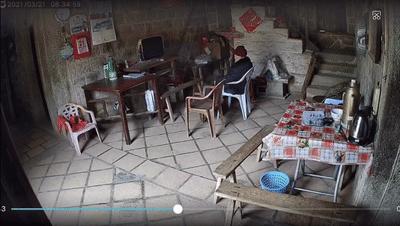 孙女和爷爷感动视频,孙女拍下95岁爷爷的一天