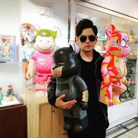 价格暴涨100倍炒鞋到底有多疯狂,炒鞋最贵一双多少钱