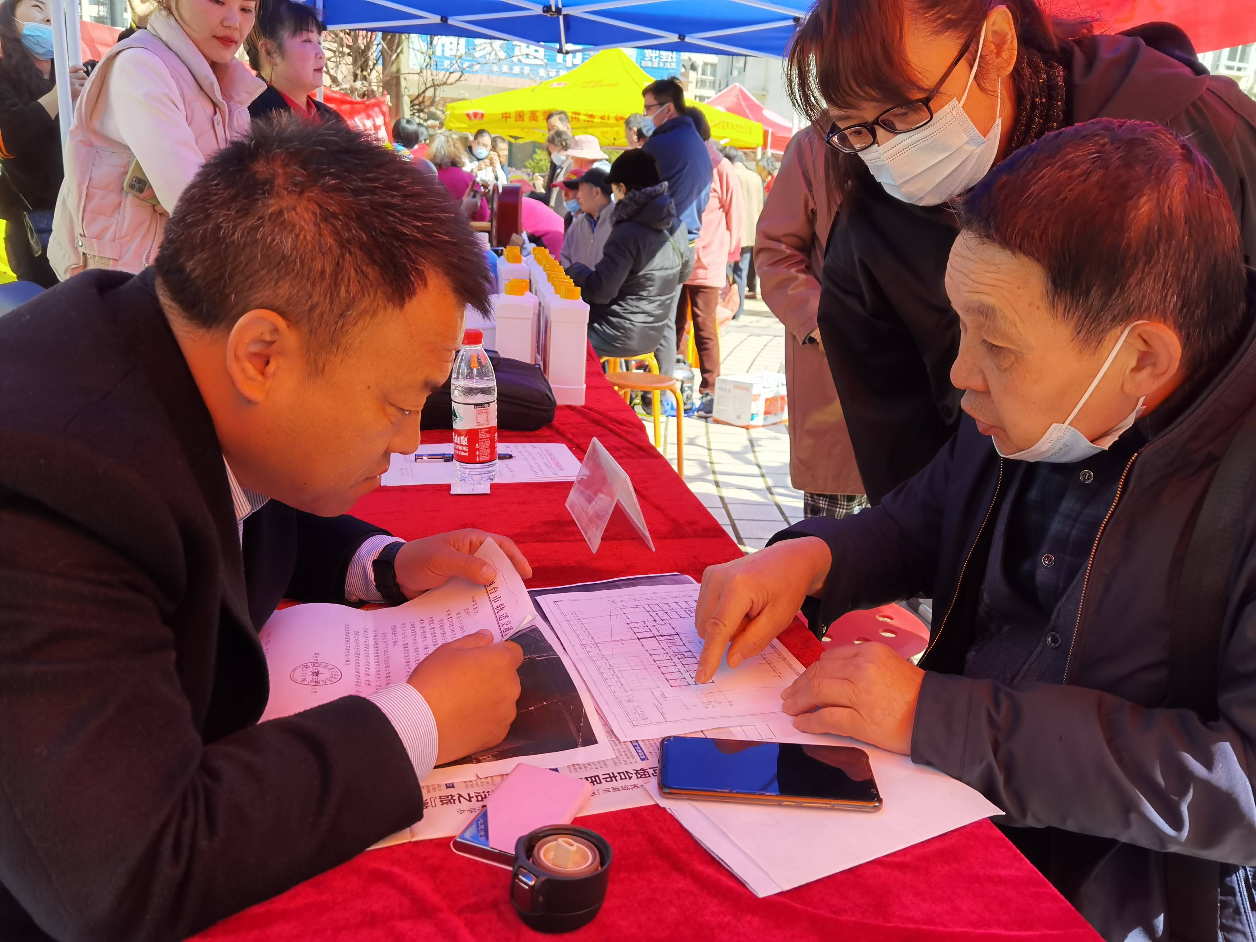 老于帮办丨花了4000元办年卡健身中心倒了；女儿已去世，女婿有抚养老人义务吗？