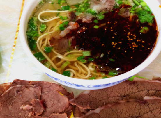 高原民族青海湖,青藏高原最炫民族风完整版女声