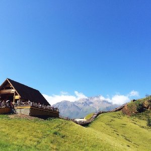 高原民族青海湖,青藏高原最炫民族风完整版女声