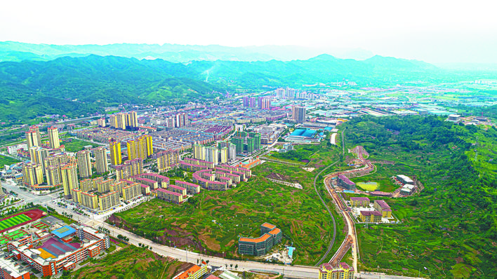 奋进新征程绘就新蓝图1000字,砥砺奋进绘蓝图