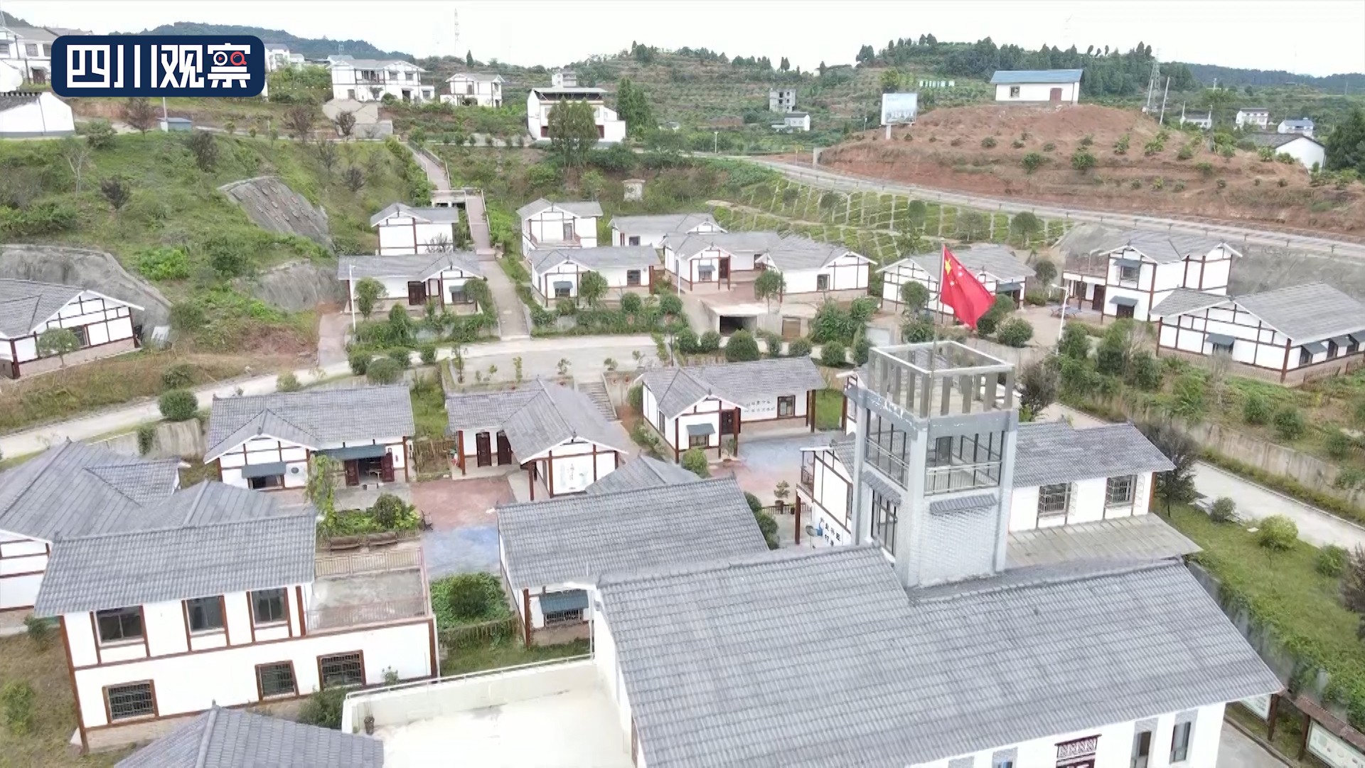 农家书屋成为乡村振兴精神加油站,农家书屋变身