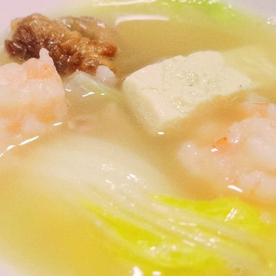 大厨教您做一锅美味的鸭架汤,家常鸭架汤