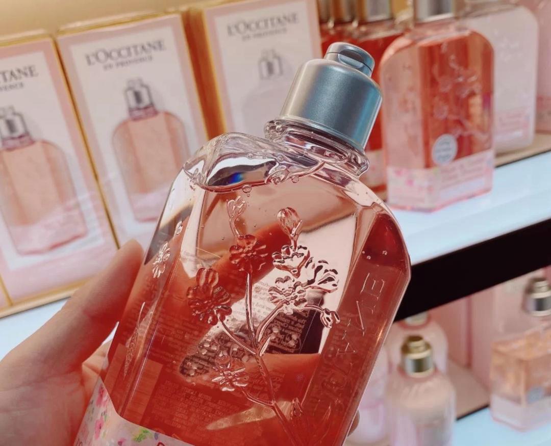 cpb白管隔离新款与老款,cpb长管隔离新款37ml