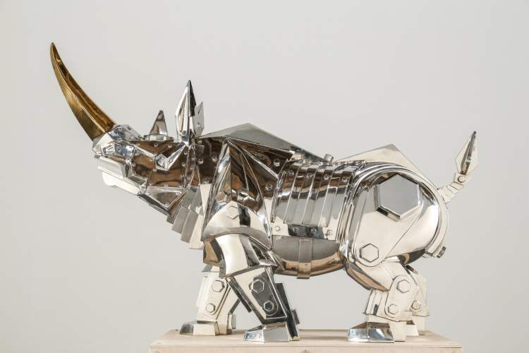 一家开业30年的宾馆为何要同时举办两场美术馆级别大展?