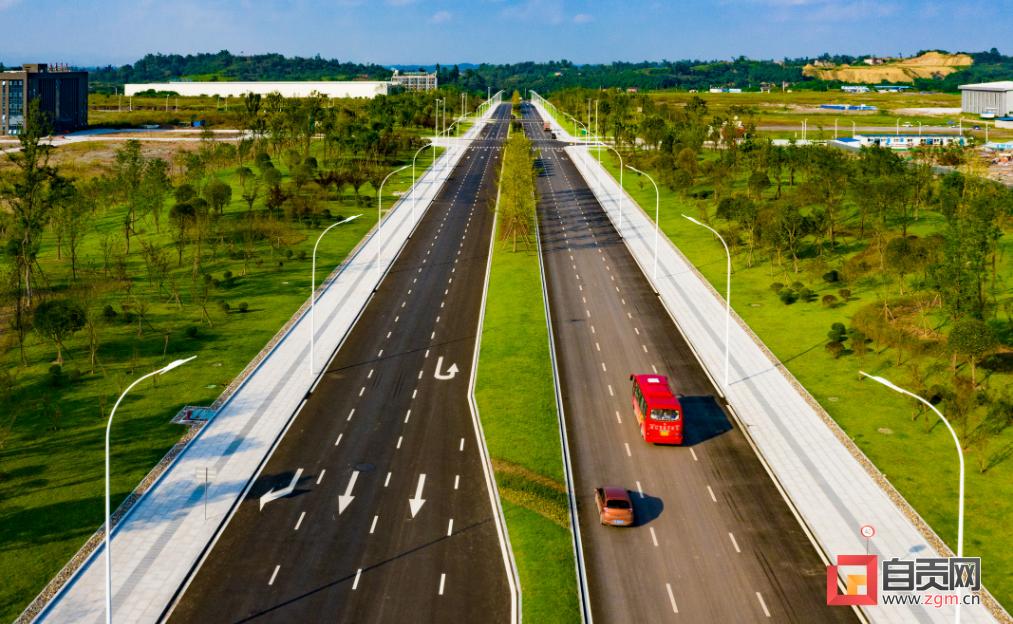 自贡高质量跨越发展,自贡实现航空产业园更好更快发展