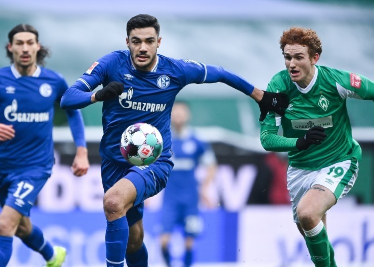 德甲最耻辱方式降级,沙尔克降级冲突