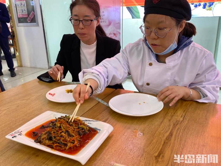妈妈的味道!这所大学设公益厨房,学生下厨亲手做家乡菜