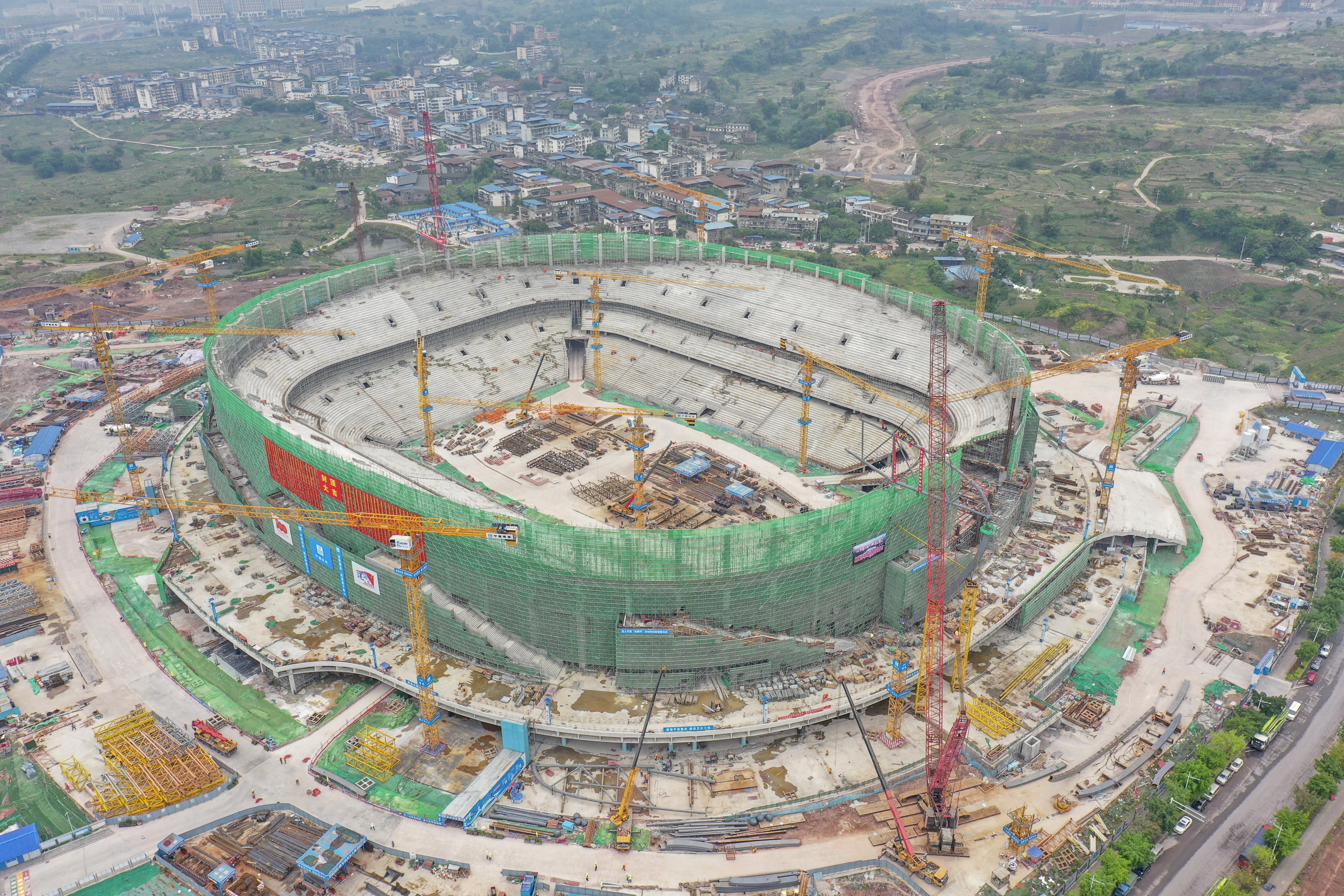 重庆龙兴足球场最新进度,重庆龙兴足球场钢结构施工