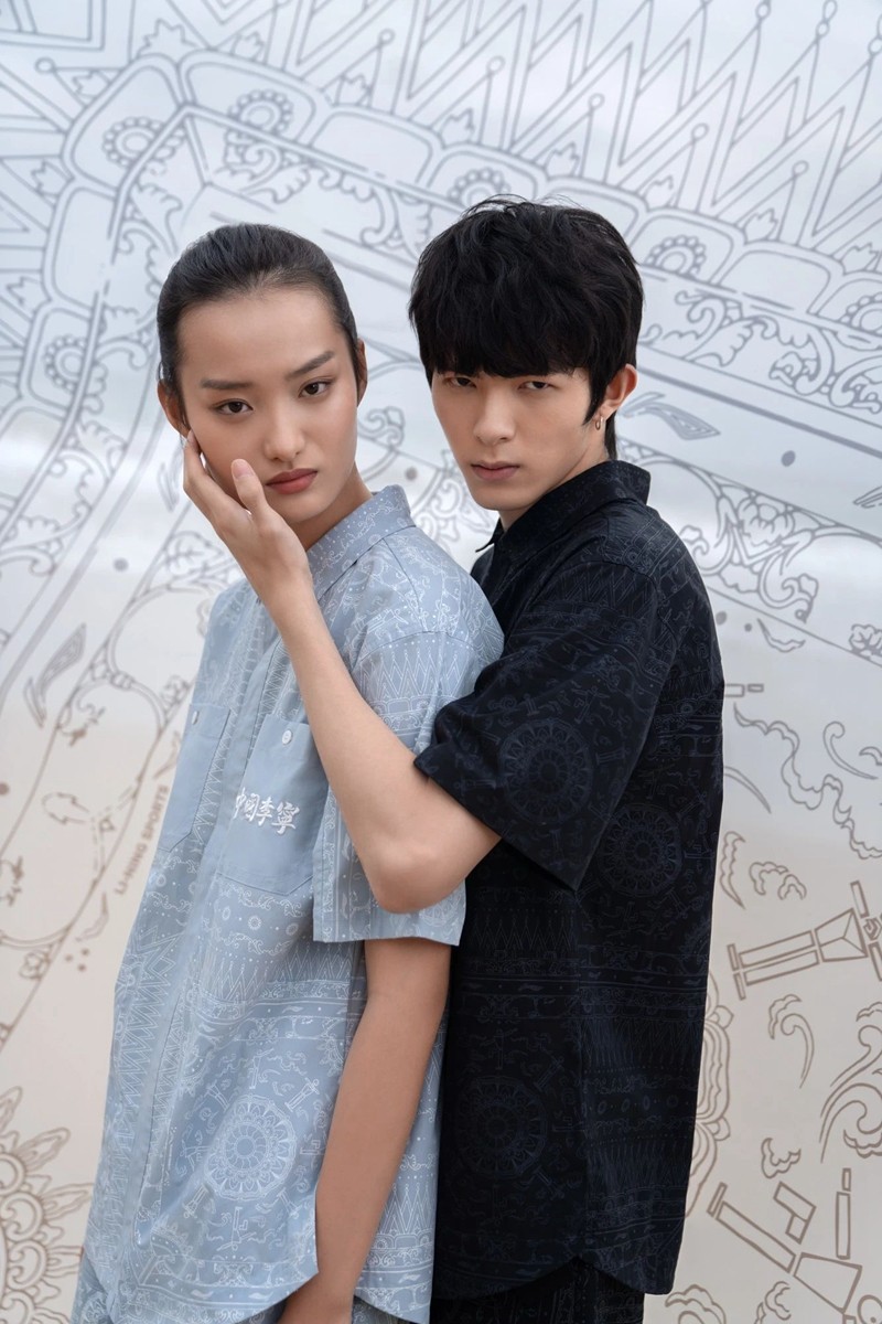 李宁肖战同款上衣,中国李宁巴黎时装周肖战同款