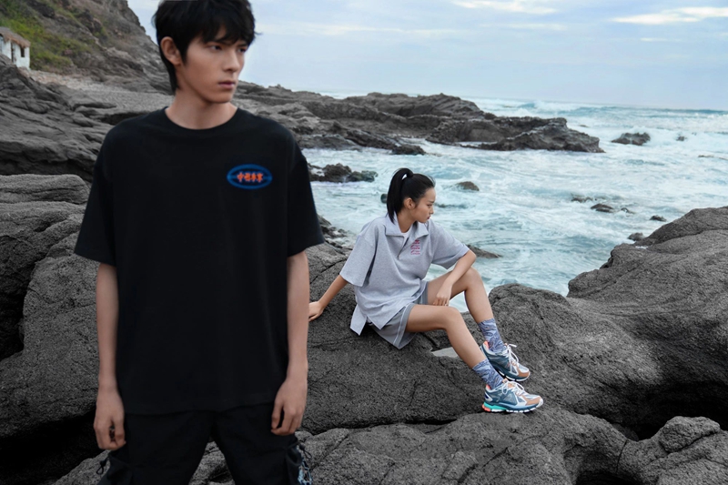 李宁肖战同款上衣,中国李宁巴黎时装周肖战同款