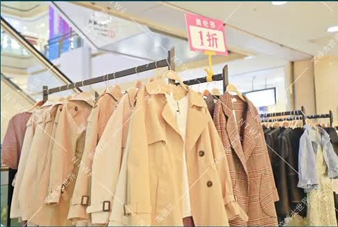 假日经济凸显中国市场,假日经济展现交通活力