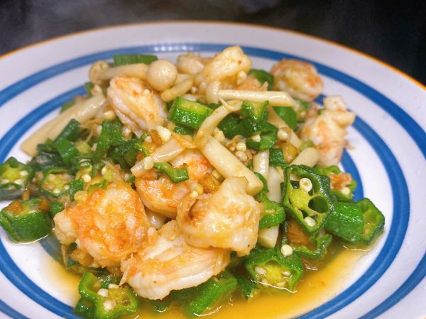 青笋炒虾仁减脂餐,虾仁炒西兰花减脂餐做法