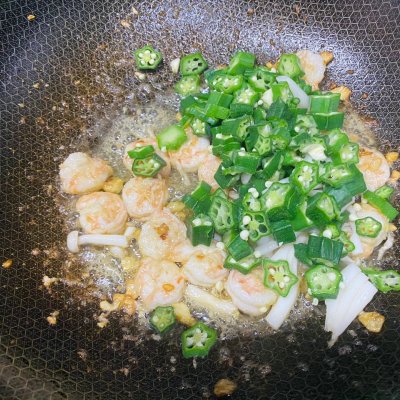 青笋炒虾仁减脂餐,虾仁炒西兰花减脂餐做法