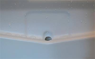 冰箱胶条发霉用小苏打,冰箱的胶条发霉难清洗教你一绝招