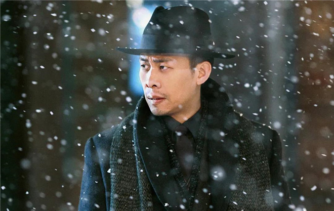 悬崖之上成张艺谋票房最高电影,张艺谋悬崖之上票房怎么样