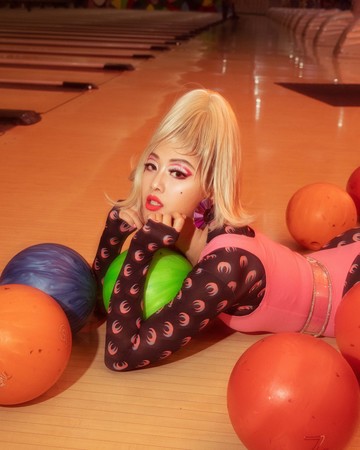 鬼鬼大浓妆被呛丑八怪! 砸百万失眠1个月曝光「新身份」