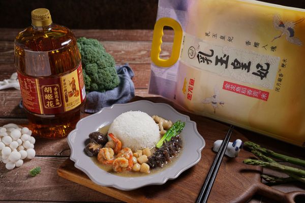 海参鲍鱼菇捞饭,菌菇海参捞饭