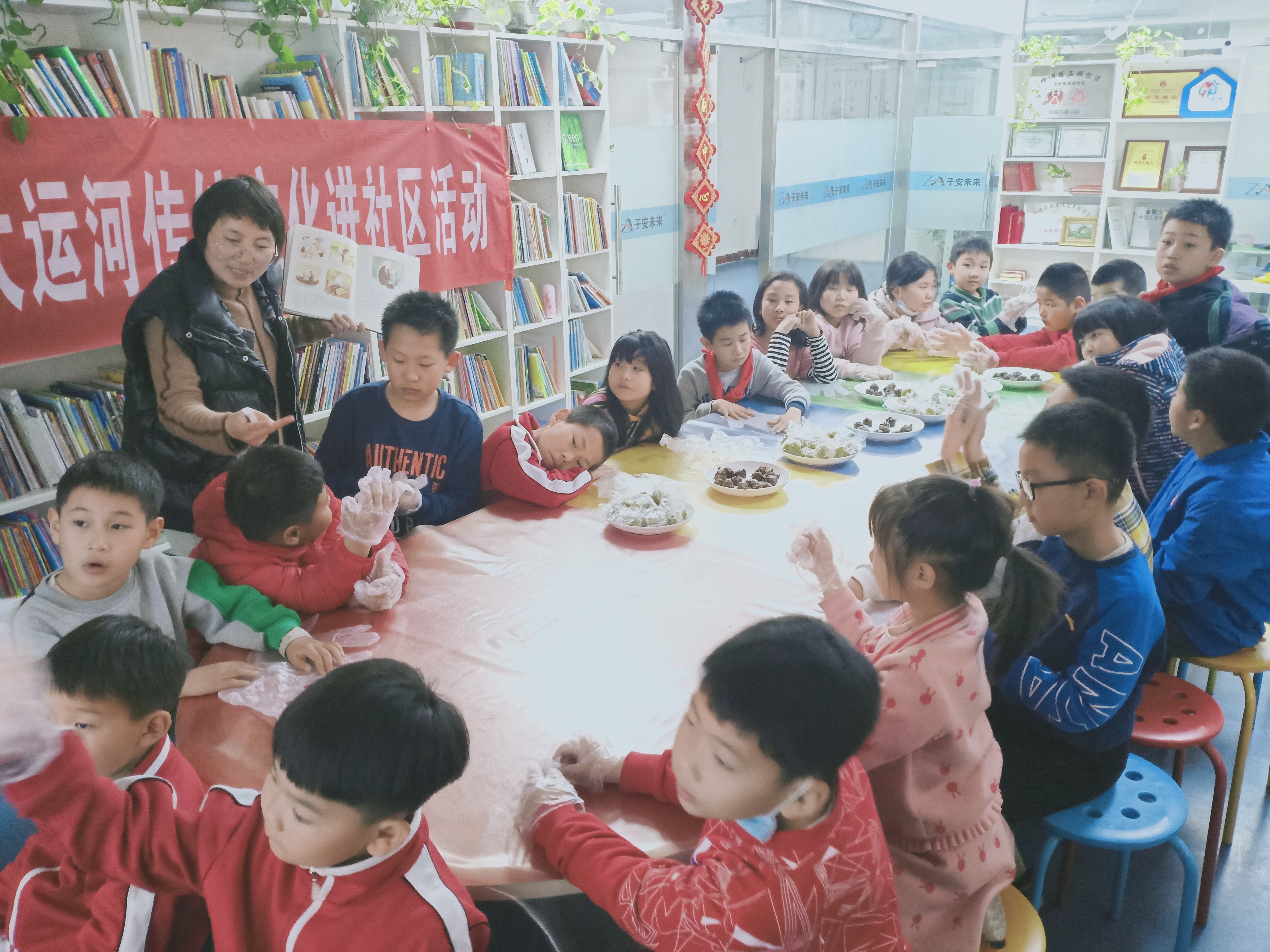 故事妈妈粤语,故事妈妈绘本精读