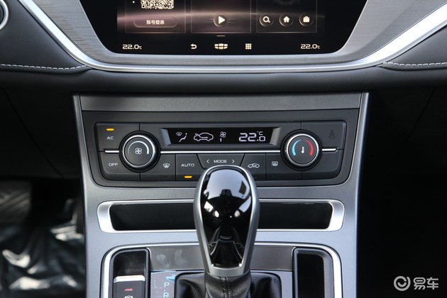 10万以内帝豪新能源纯电动车,2021款吉利帝豪up上路测试