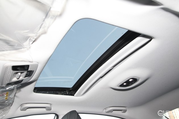 10万以内帝豪新能源纯电动车,2021款吉利帝豪up上路测试