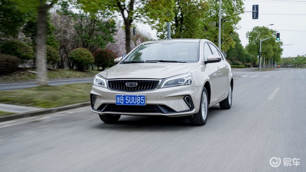 10万以内帝豪新能源纯电动车,2021款吉利帝豪up上路测试