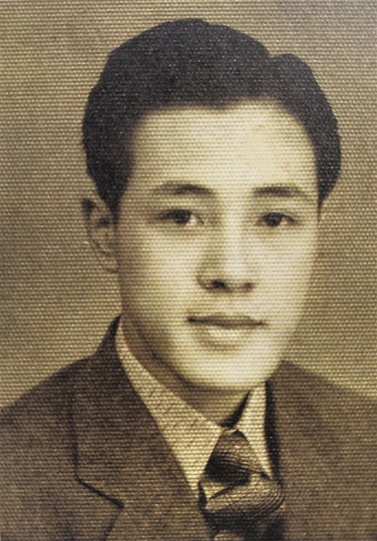 杨奇：一位穿梭粤港冒险犯难的传奇报人