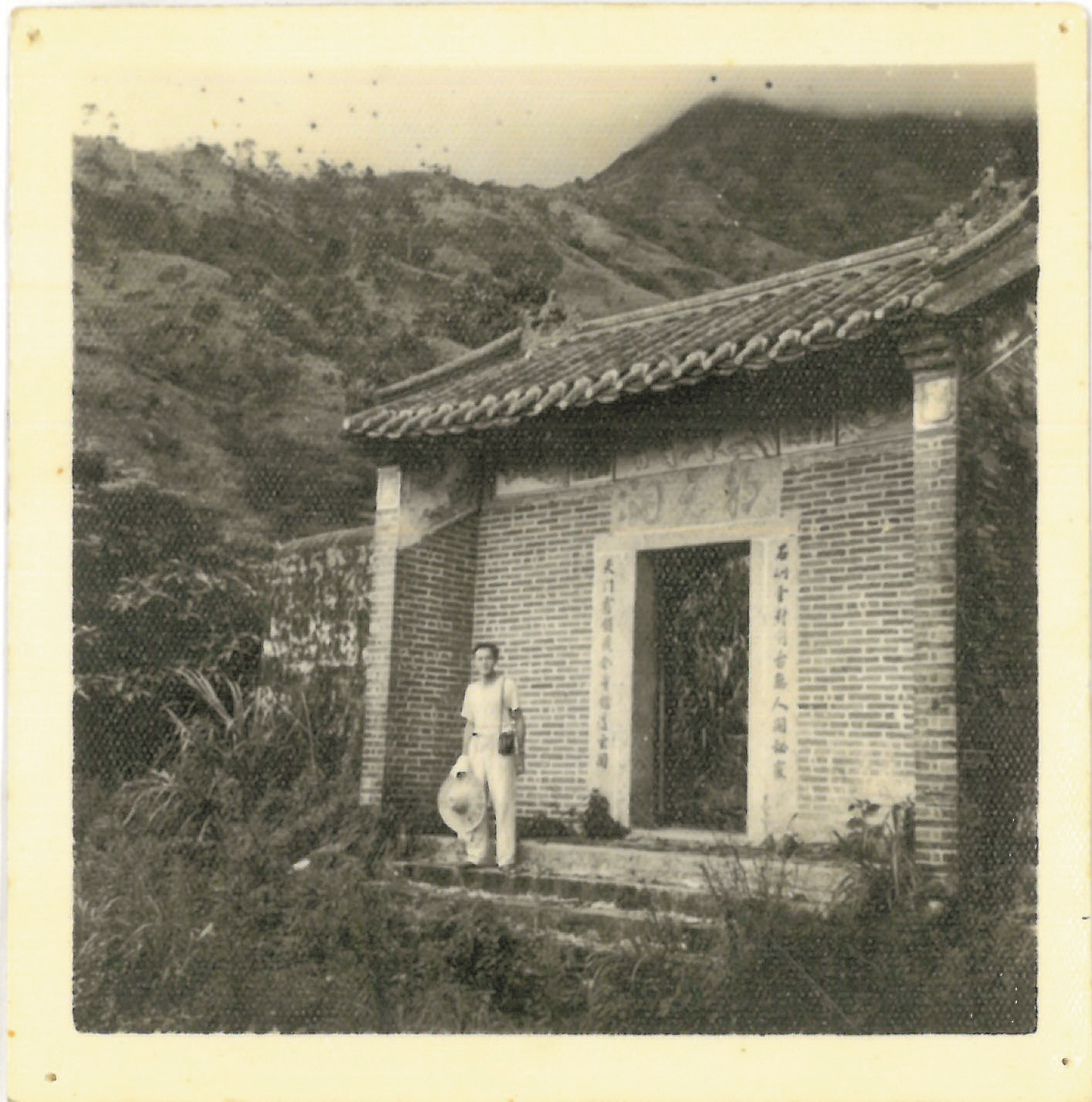 杨奇：一位穿梭粤港冒险犯难的传奇报人