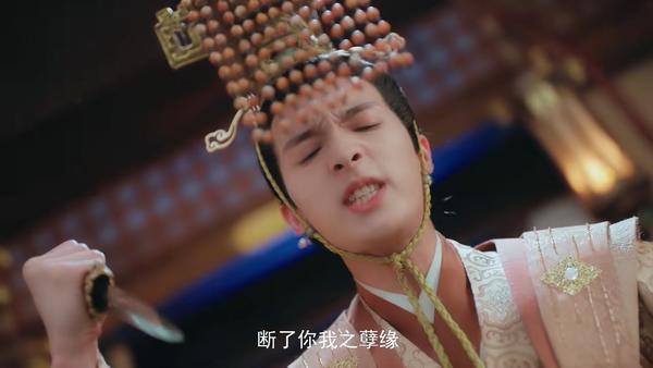 《命运》剧情有多雷？废材皇帝抗婚自宫，女主粪坑穿越全程带味儿