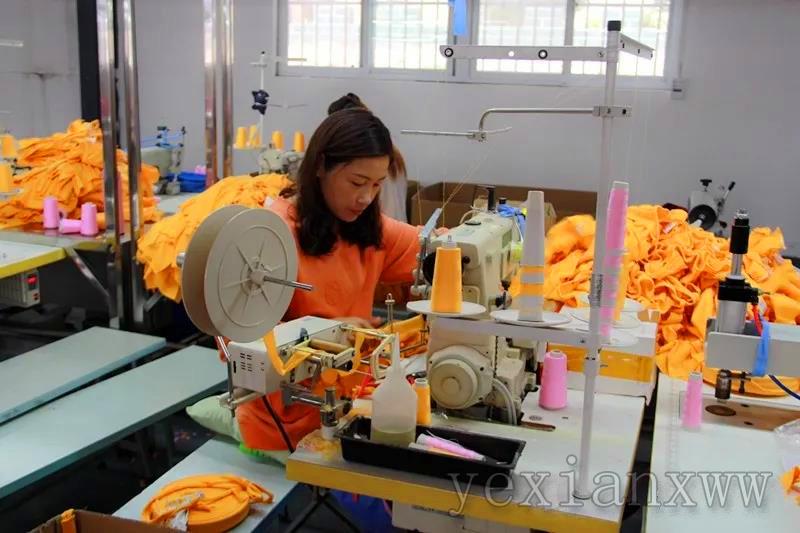 辛店镇张寺滩村：创办制衣厂“织”就致富梦