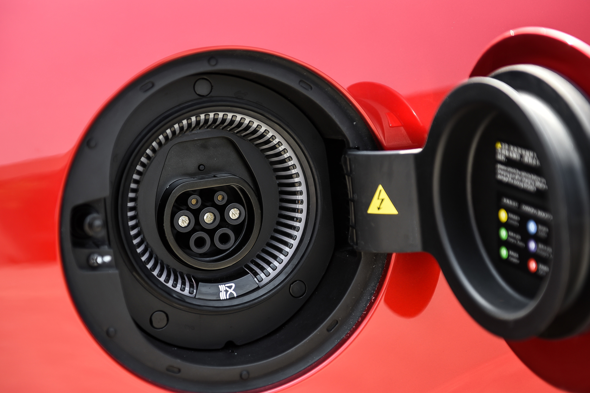 开车太麻烦这几款电动车值得入手,最新的国产电动车推荐分析优缺点