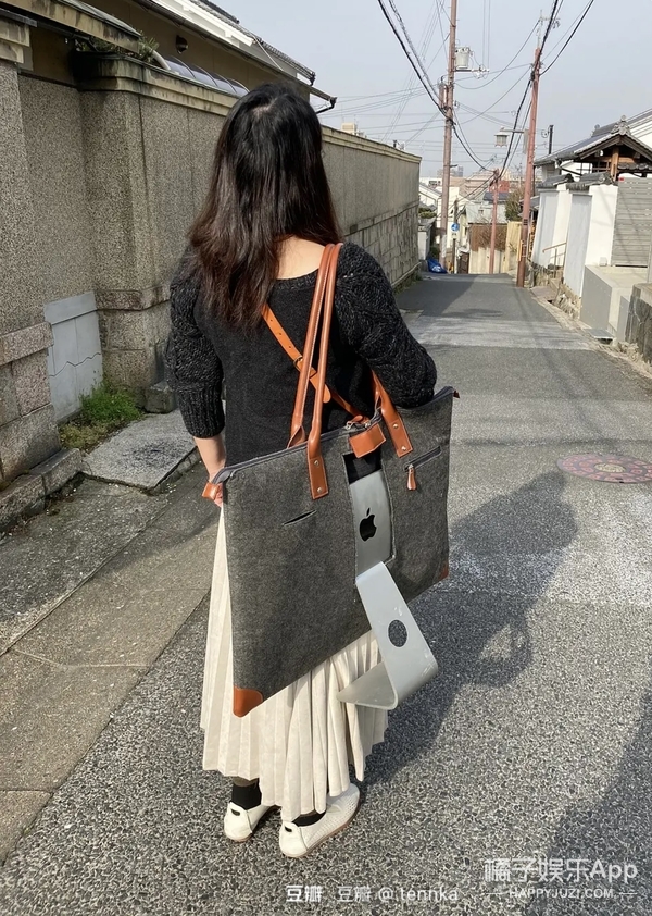 真设计鬼才!帽子是抽纸盒鞋子是充电宝,这确定不是给人添堵的?