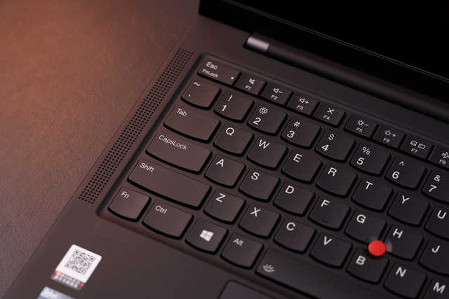thinkpadx1yoga和carbon选哪个,thinkpadx1carbongen10