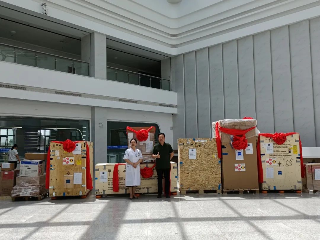 恭贺！汝州首台德国蔡司全飞秒设备入驻向阳眼科