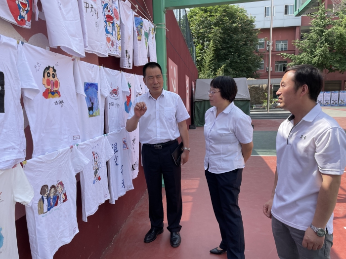 西安益新中学文化艺术节,我心中的校园文化衫手绘