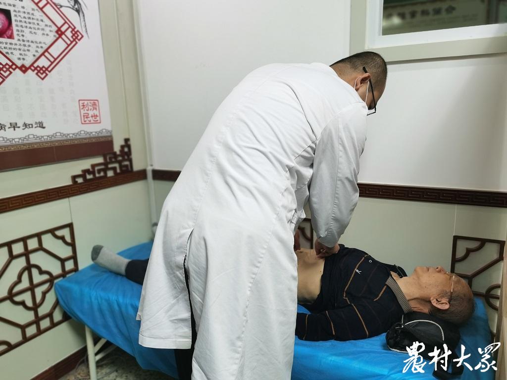 连续48小时打嗝怎么回事,呃逆多久需要去检查