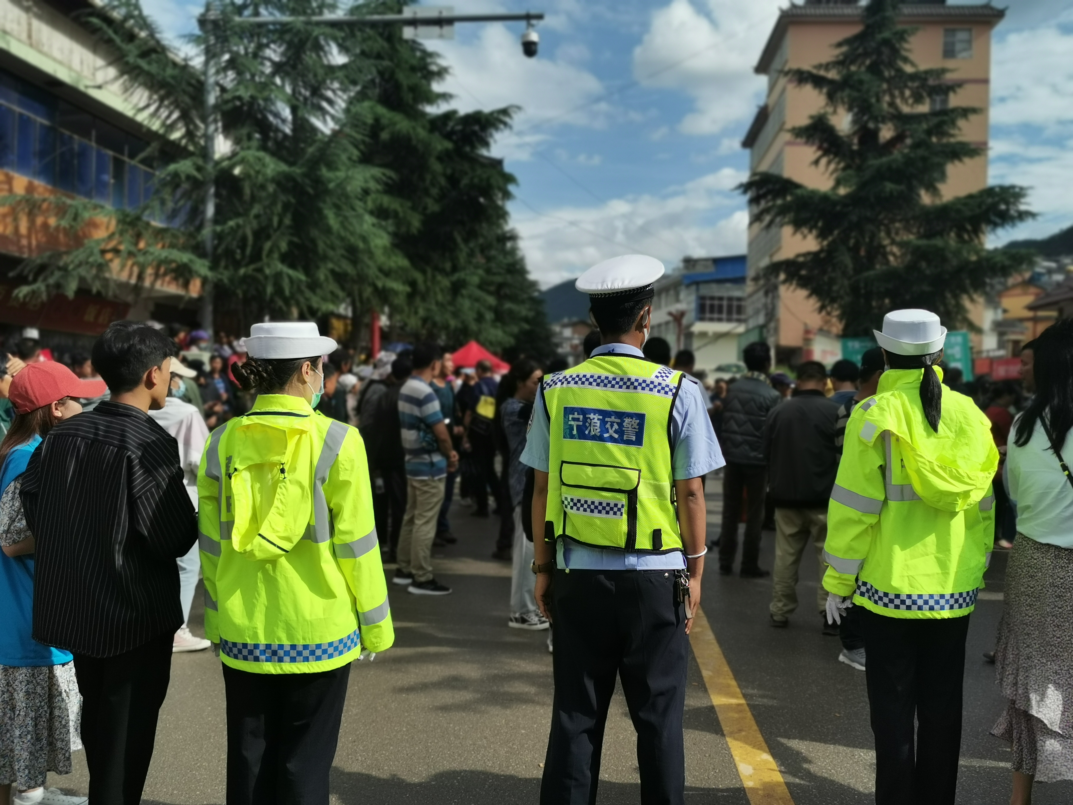 丽江热线高考,丽江高考爱心送考