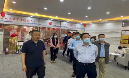 海口市琼山区人大代表团一行到青岛市崂山区中韩街道万林居社区家养老服务中心考察调研