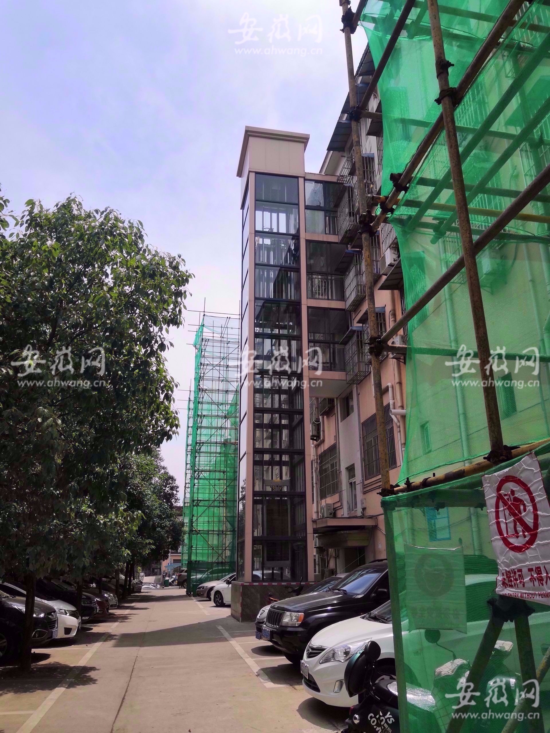 老旧小区居民千呼万唤但加装进度缓慢共享电梯“卡”哪了？