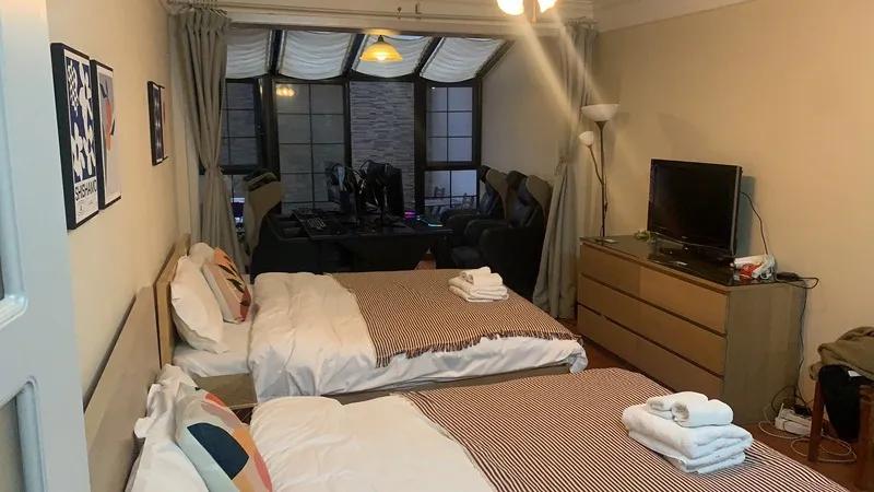 网吧和电竞酒店哪个有前景,网吧和电竞酒店的电脑有什么区别