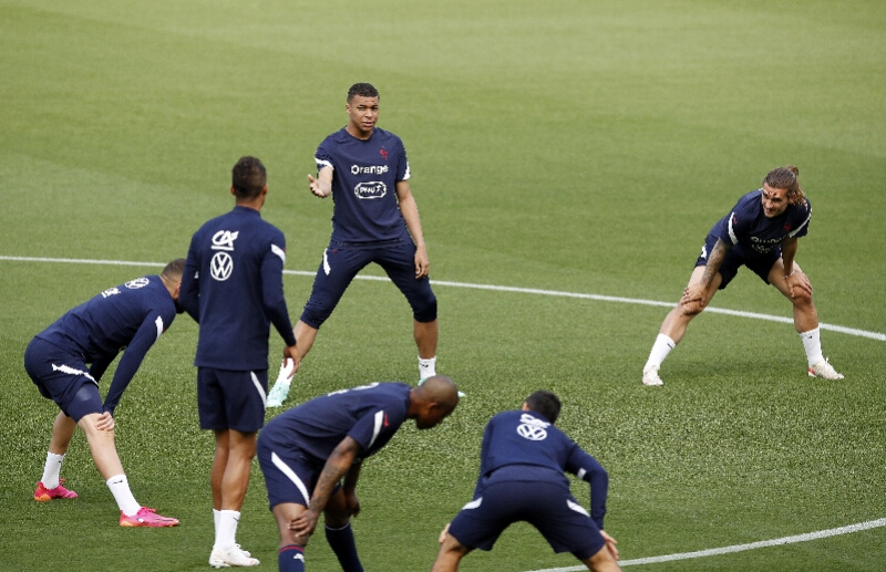 今晚嗨起来!2020年欧洲杯12日凌晨3点开打,球迷的节日来了