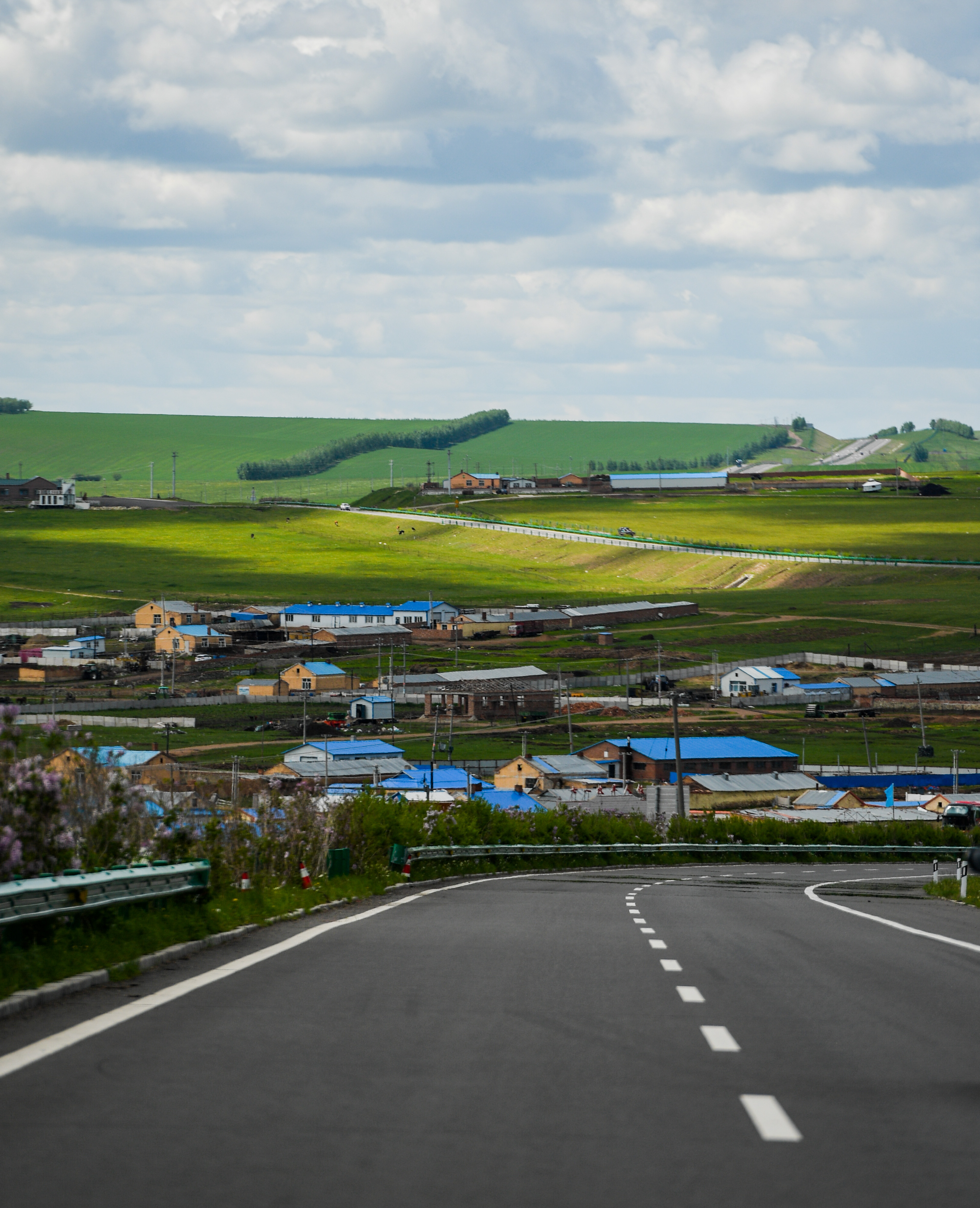 草原天路10月景色,草原天路美景视频大全