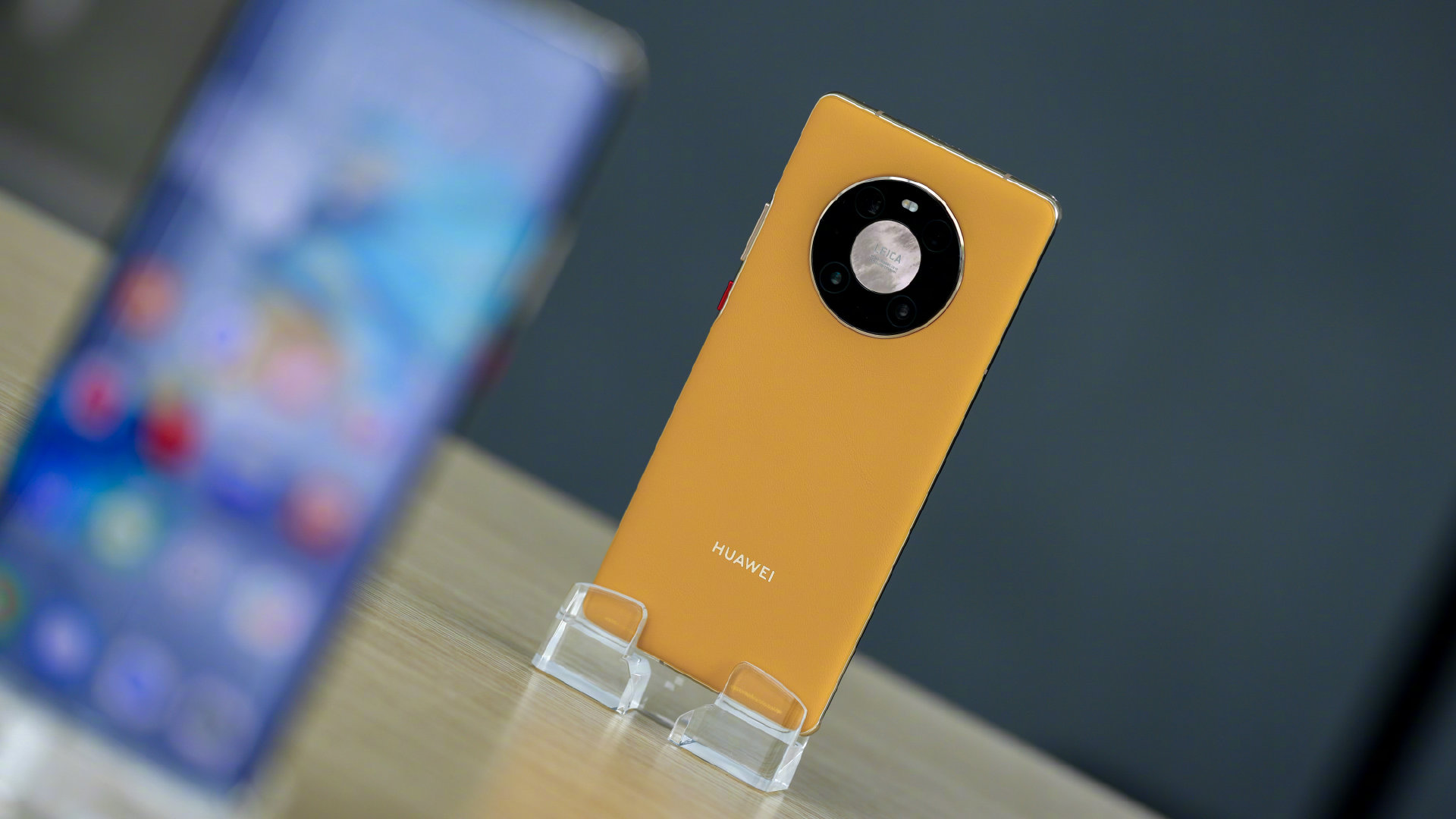 走进比亚迪华为手机代工生产线,2019年比亚迪代工华为