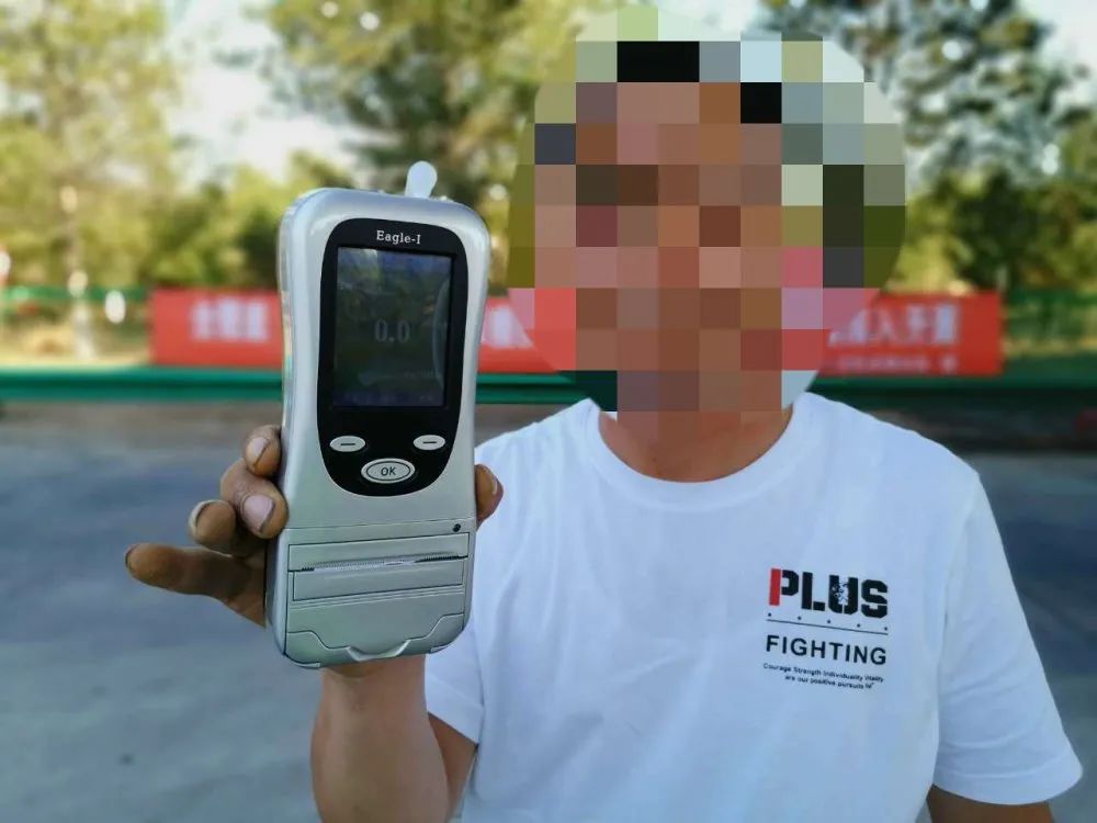 无证驾驶被拘留五天后能考驾照吗,无证拘留3天会有案底吗