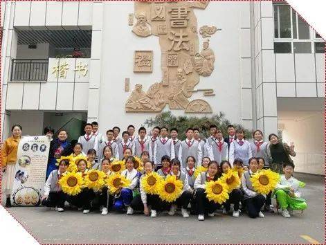 青春不散场未来皆可期,青春不散场毕业再起航