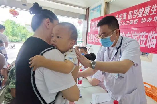 我为群众办实事卫生院,医院开展我为群众办实事义诊活动